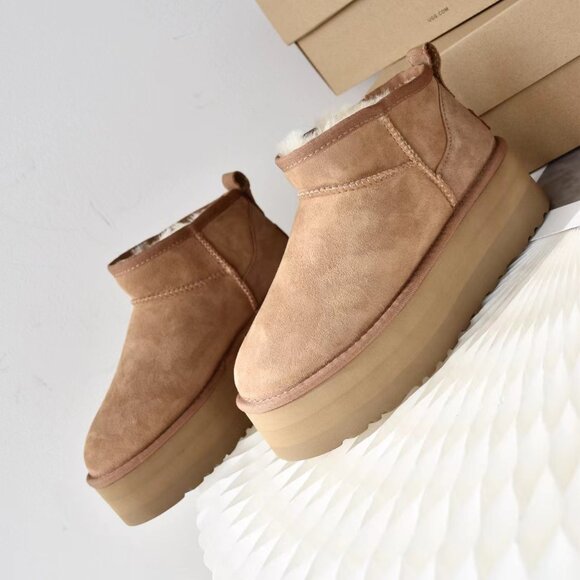 Ugg Classic Ultra Mini Platform Boot - Picture 1 of 6